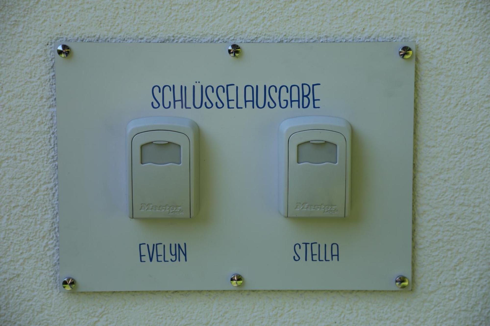 Eine Sehr Gemuetliche Dachgeschoss Ferienwohnung Ihlow  Kültér fotó